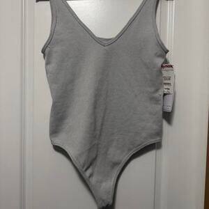 Grey bodysuit with a relaxed
